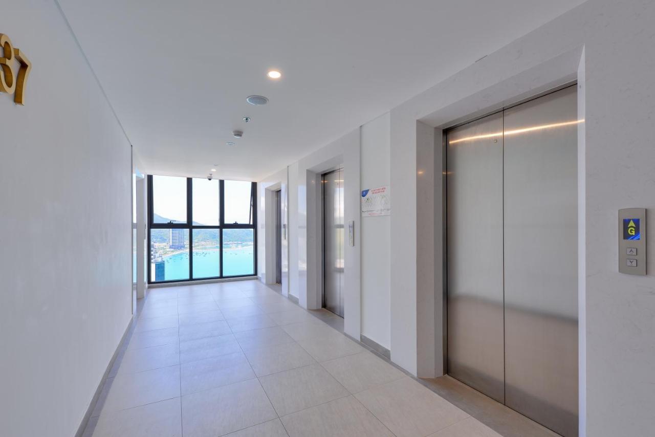 S Lux Apartment Scenia Bay Nha Trang Exterior foto