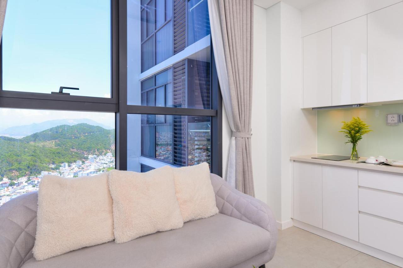S Lux Apartment Scenia Bay Nha Trang Exterior foto