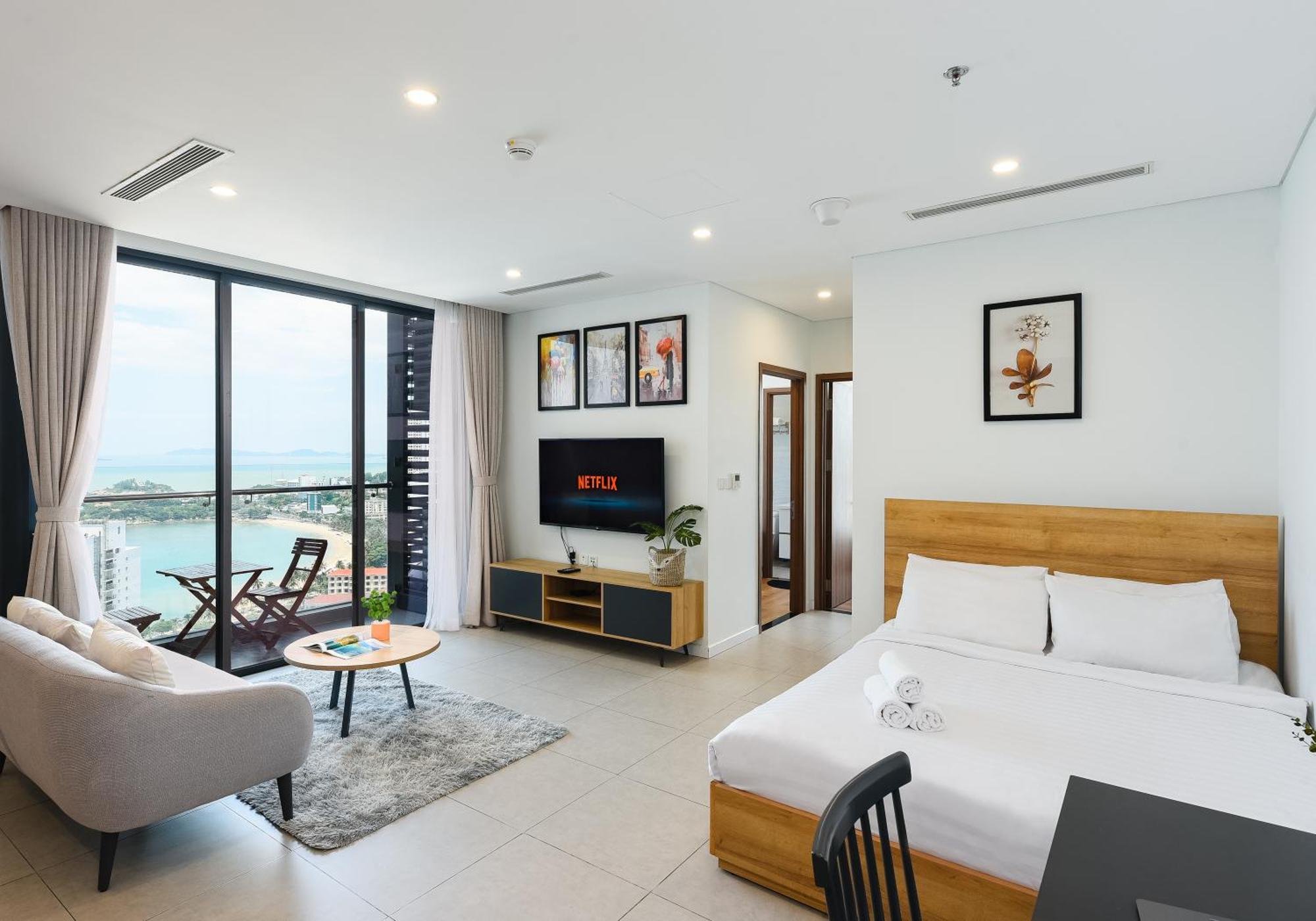 S Lux Apartment Scenia Bay Nha Trang Exterior foto