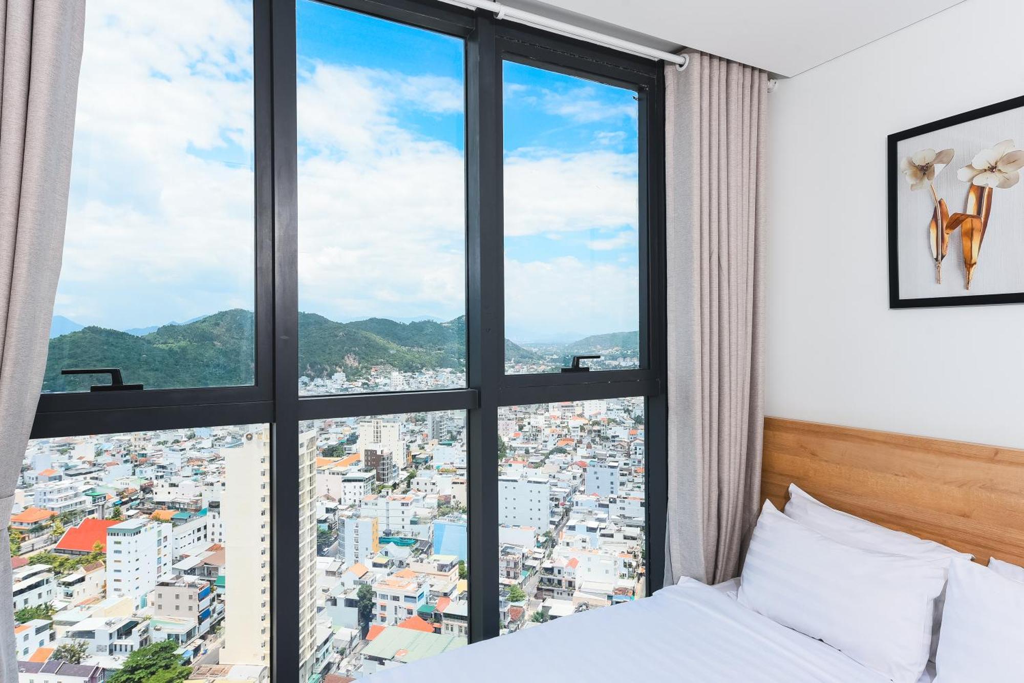 S Lux Apartment Scenia Bay Nha Trang Exterior foto