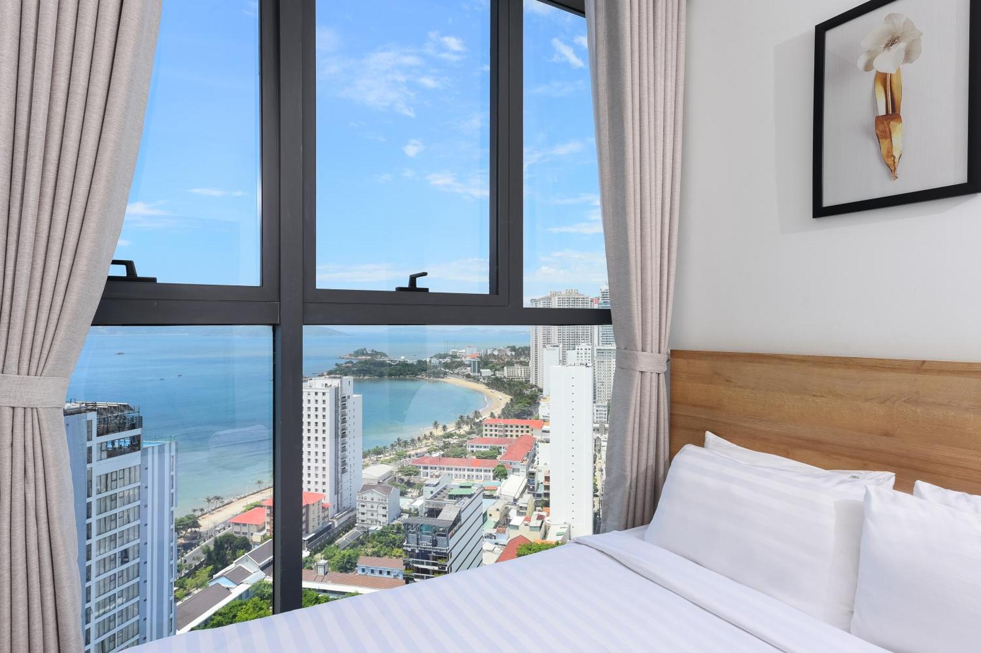 S Lux Apartment Scenia Bay Nha Trang Exterior foto